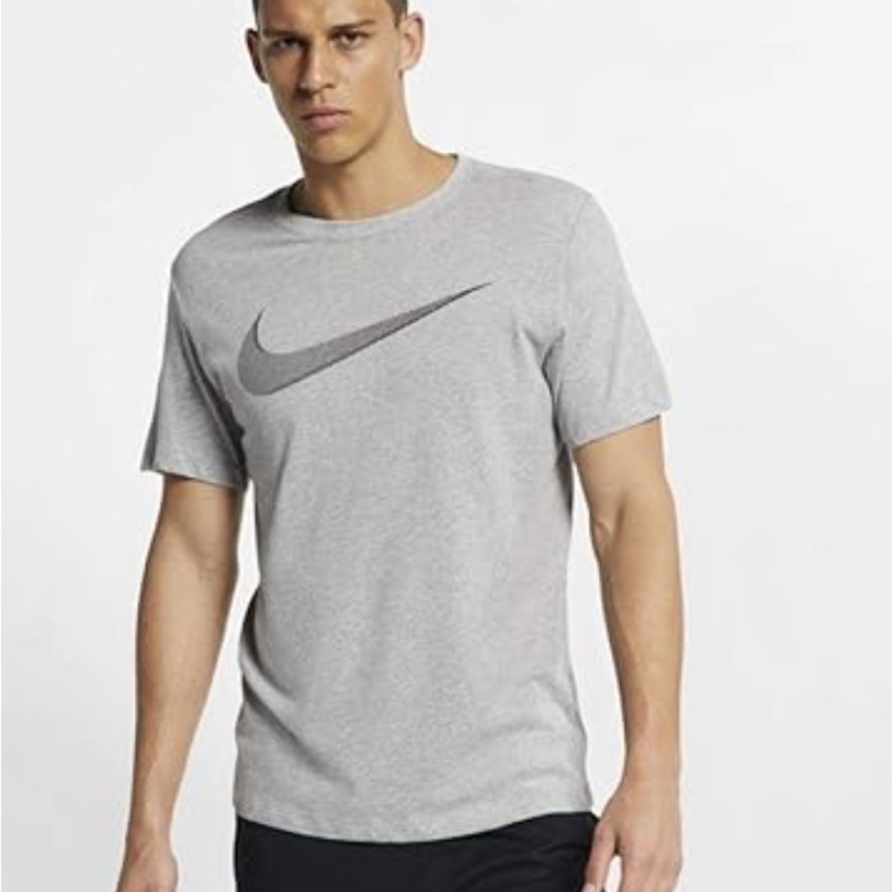 Nike Gray Short Sleeve Tee